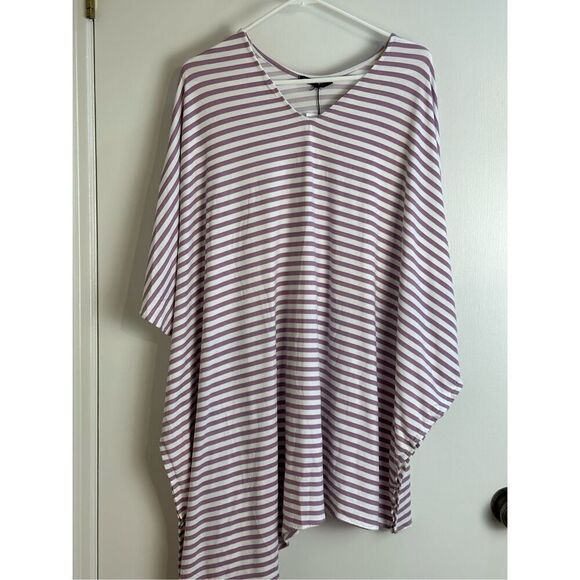 Yana K NWT size One Size asymmetrical V neck top - purple white poncho style - Picture 2 of 9